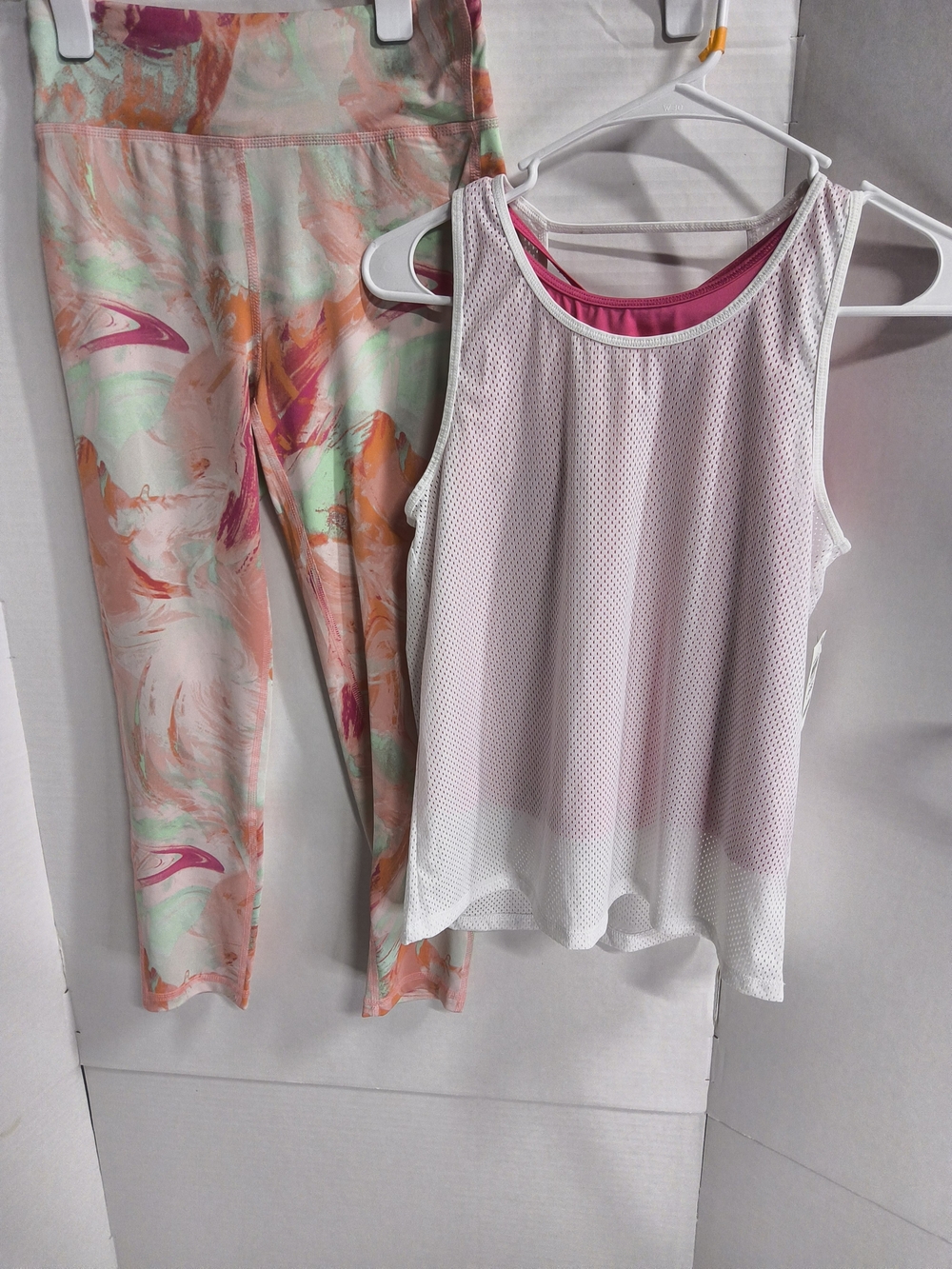 NWOT 2 Piece Bundle Ideology Girls LG Leggings and White Mesh Tank